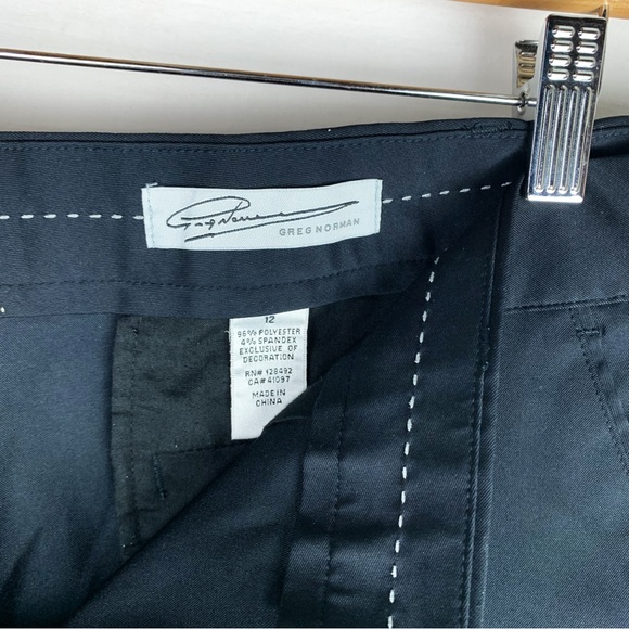 Greg Norman Black Bermuda Golf Everbest Shorts Women's sz 12 - Picture 4 of 8